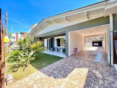 Casa 4 dormitórios para venda, Zona Nova em Capão da Canoa | Ref.: 3635