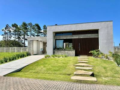 Casa em Condomínio 4 dormitórios para venda, Arroio Teixeira em Capão da Canoa | Ref.: 5792