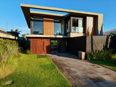 Casa em Condomínio 5 dormitórios para venda, Centro em Xangri-lá | Ref.: 7236