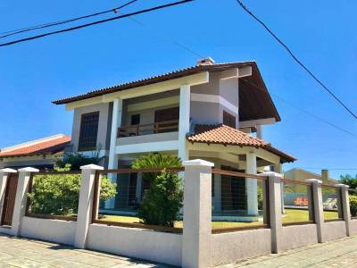 Casa 5 dormitórios para venda, Zona Nova em Capão da Canoa | Ref.: 8353