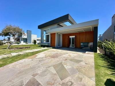 Casa em Condomínio 4 dormitórios para venda, Zona Nova em Capão da Canoa | Ref.: 8597