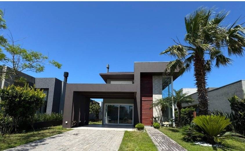 Casa em Condomínio 4 dormitórios para venda, Zona Nova em Capão da Canoa | Ref.: 8954